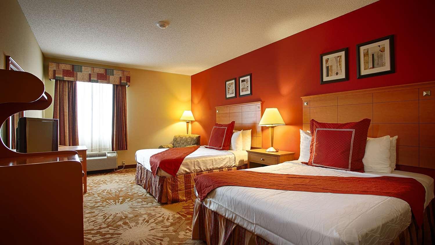 Best Western Plus New Cumberland Ngoại thất bức ảnh