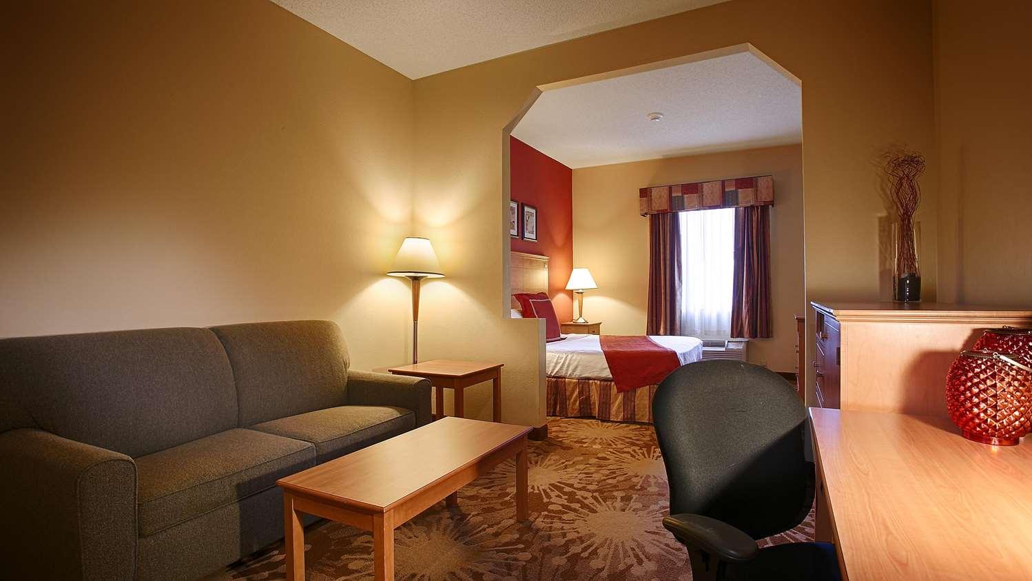 Best Western Plus New Cumberland Ngoại thất bức ảnh