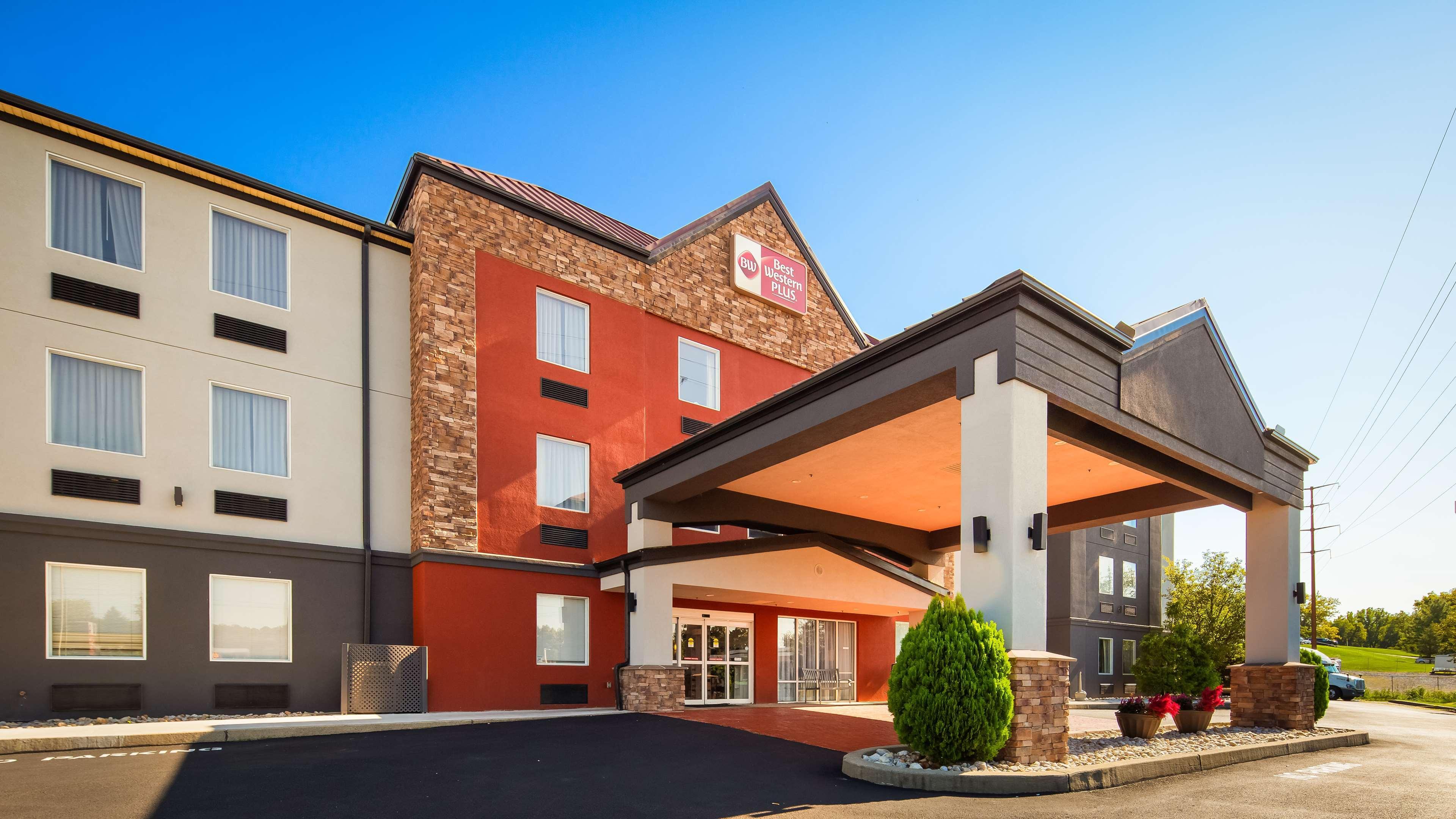 Best Western Plus New Cumberland Ngoại thất bức ảnh