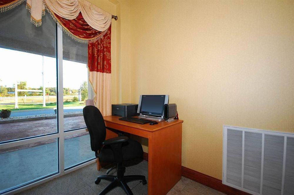 Best Western Plus New Cumberland Kinh doanh bức ảnh